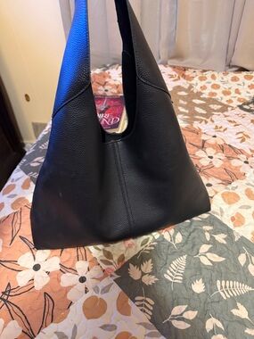 Universal Thread Oversized Slouchy Shoulder Bag